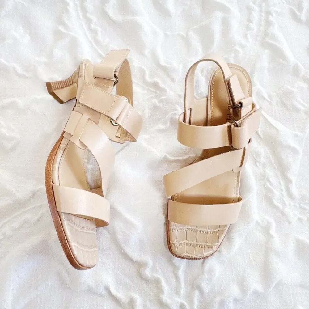 Donald Pliner Kamele Kitten Heel Sandal New